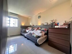 Blk 341 Jurong East Avenue 1 (Jurong East), HDB 4 Rooms #557460671
